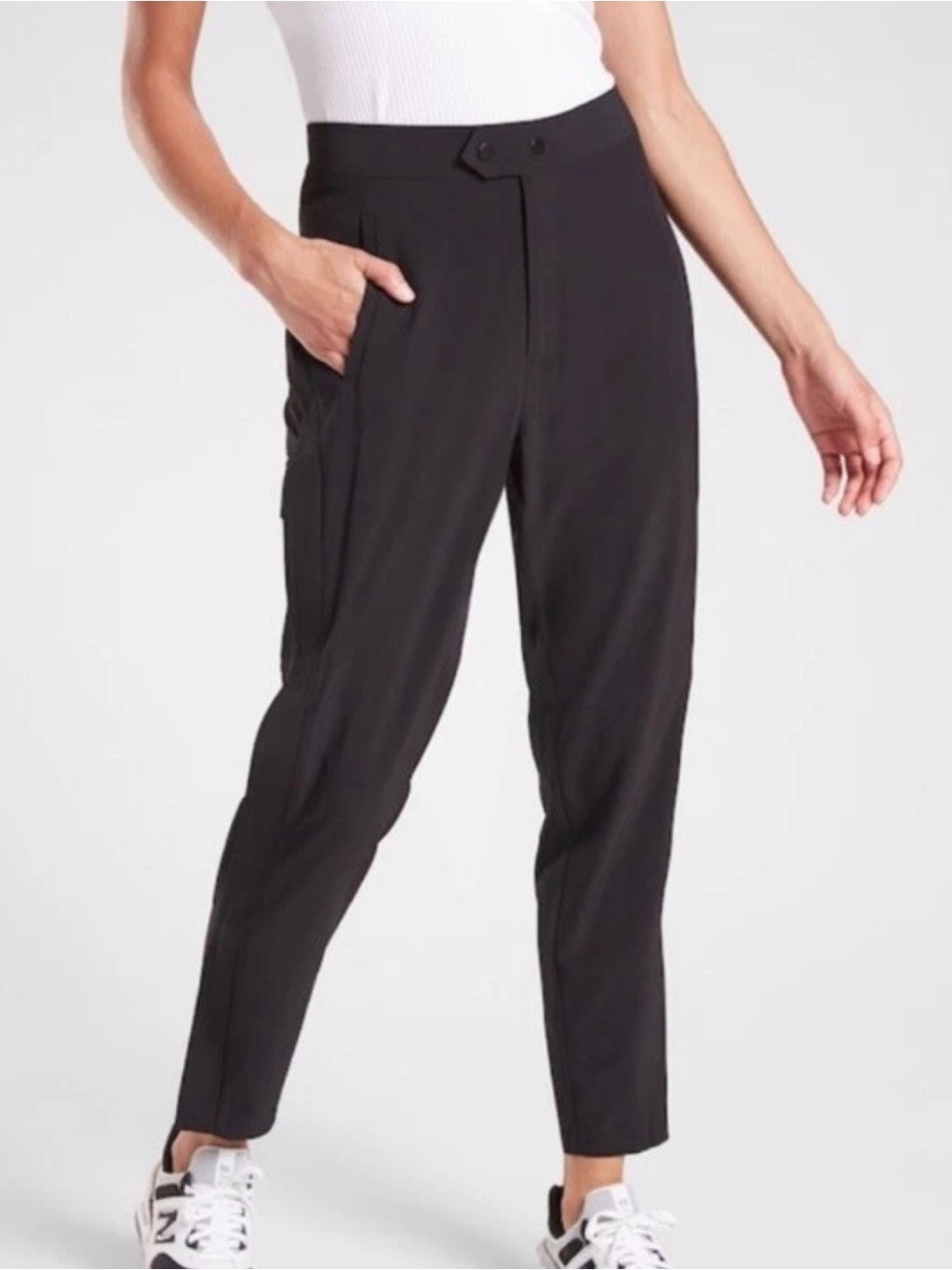 Athleta Uptown Ankle Pant BlackCargo Pockets Women's Size 10 Petite